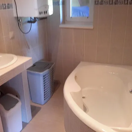 Loevoelde Apartman
